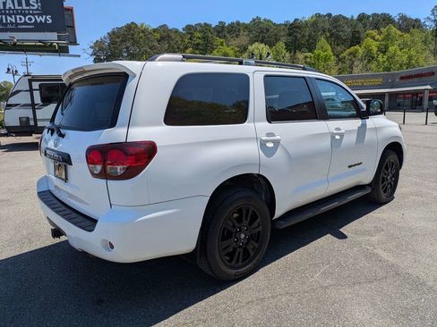 Used 2019 Toyota Sequoia TRD Sport w/ TRD Sport Premium Package AWD/4WD image 4