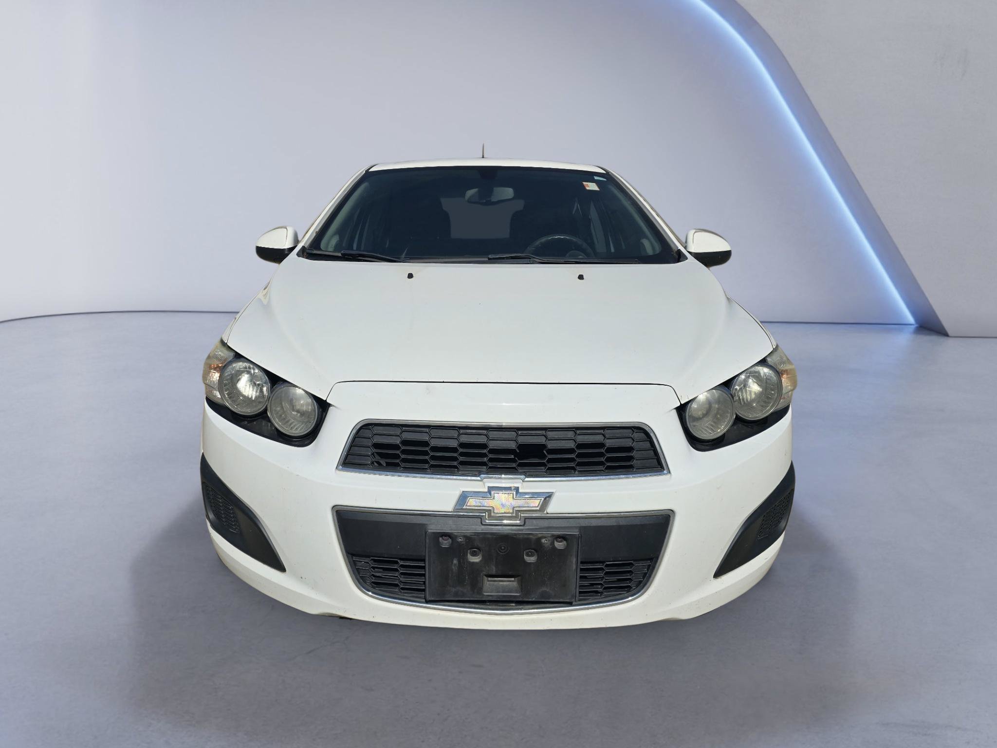Used 2014 Chevrolet Sonic LT FWD image 9