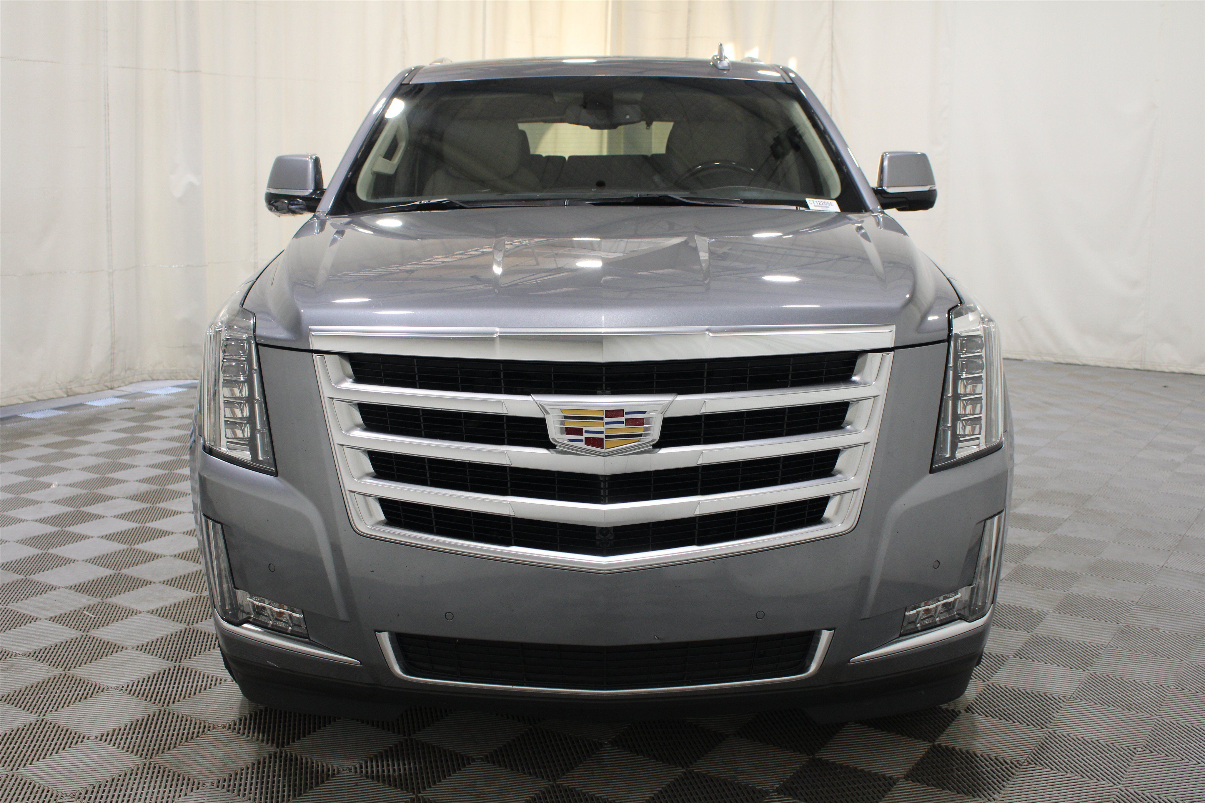 Used 2019 Cadillac Escalade Platinum Sport AWD/4WD image 36