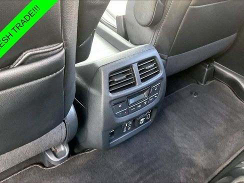 Used 2022 Honda Pilot Touring image 10