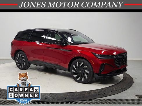 Used 2024 Lincoln Nautilus Reserve w/ Jet Appearance Package (87T) AWD/4WD image 1