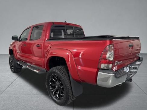 Used 2015 Toyota Tacoma PreRunner w/ SR5 Package RWD image 6