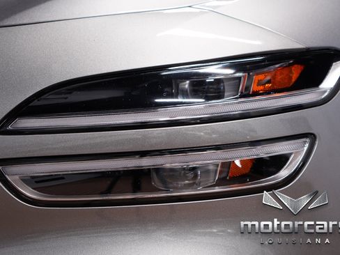 Used 2023 Genesis G70 2.0T w/ Sport Prestige Package image 11