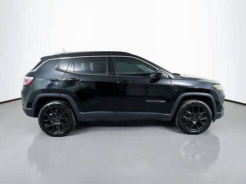 Used 2022 Jeep Compass Latitude AWD/4WD image 7