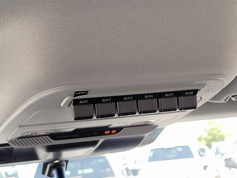 New 2026 Ford F250 XL w/ XL Chrome Package image 9