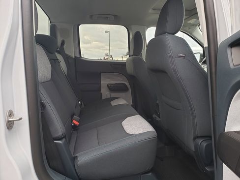 New 2025 Ford Maverick XLT w/ XLT Luxury Package image 18