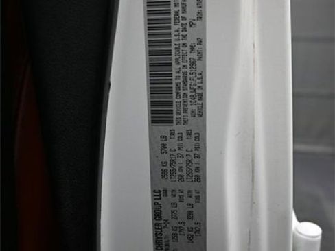 Used 2015 Jeep Wrangler Unlimited Rubicon image 14