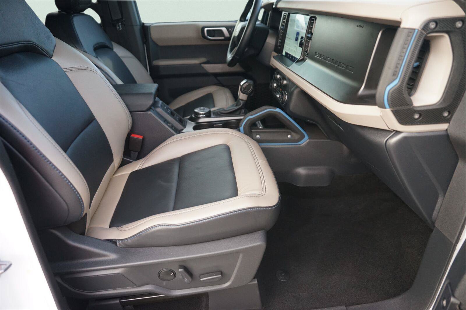 Used 2023 Ford Bronco Wildtrak AWD/4WD image 18