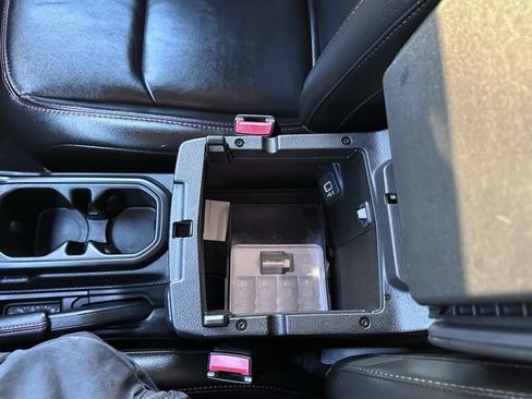 Used 2023 Jeep Gladiator Rubicon w/ Cold Weather Group image 30