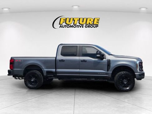 Used 2024 Ford F250 XL w/ STX Appearance Package image 11