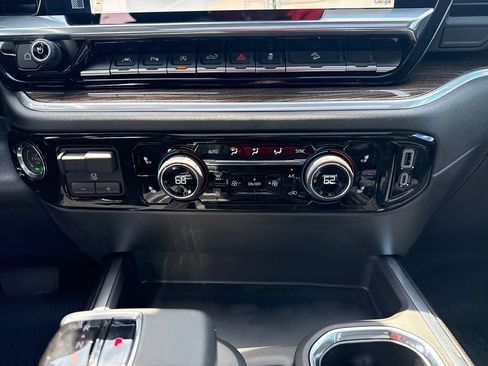 New 2026 Chevrolet Silverado 1500 LT Trail Boss w/ LT Trail Boss Premium Package AWD/4WD image 19