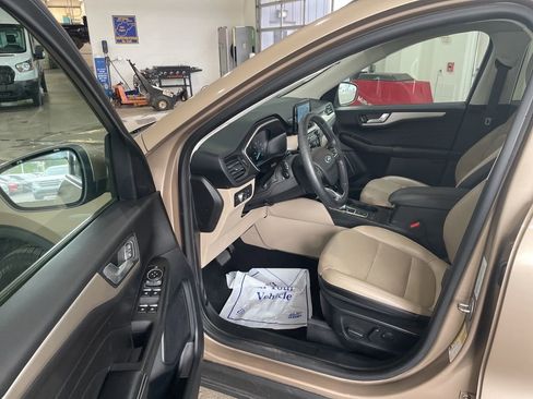 Used 2021 Ford Escape SEL AWD/4WD image 15