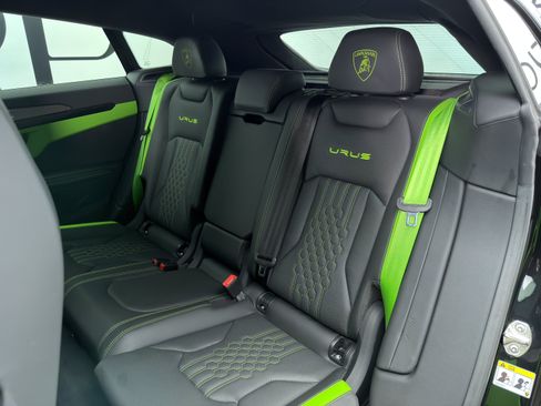 Used 2024 Lamborghini Urus S AWD/4WD image 20