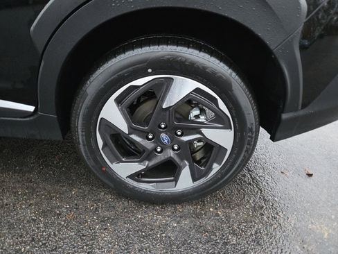 Certified 2025 Subaru Crosstrek 2.5i Limited w/ Crosstrek Mirror Package image 24