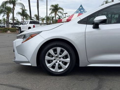 Used 2022 Toyota Corolla LE FWD image 22