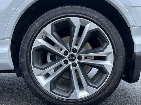 Used 2023 Audi Q7 3.0T Prestige image 11