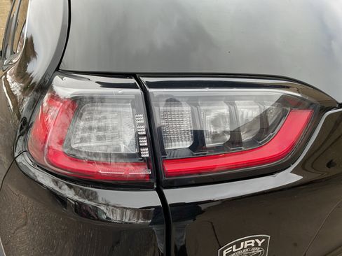 Used 2022 Jeep Cherokee Limited image 34