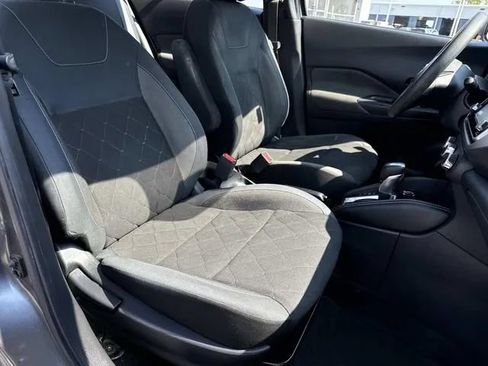 Used 2019 Nissan Kicks S FWD image 27