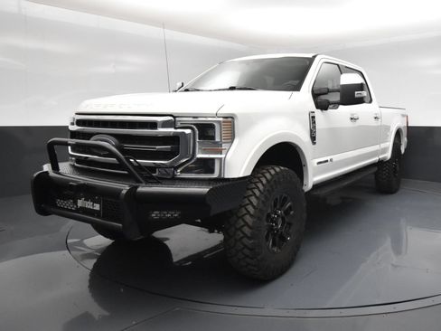 Used 2021 Ford F250 Lariat w/ Tremor Off-Road Package AWD/4WD image 2