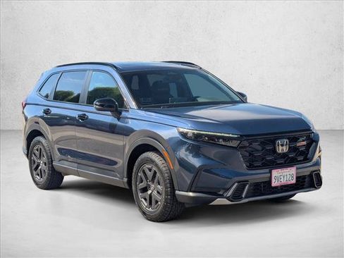 Used 2026 Honda CR-V TrailSport image 3