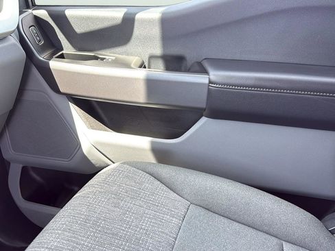 Used 2025 Ford F350 XLT image 24