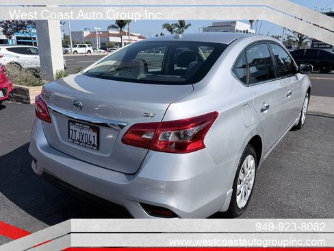 Used 2016 Nissan Sentra SV FWD image 3