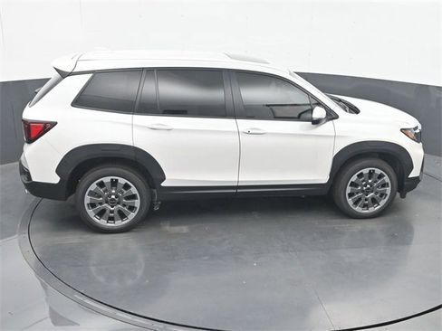 New 2025 Honda Passport EX-L image 26