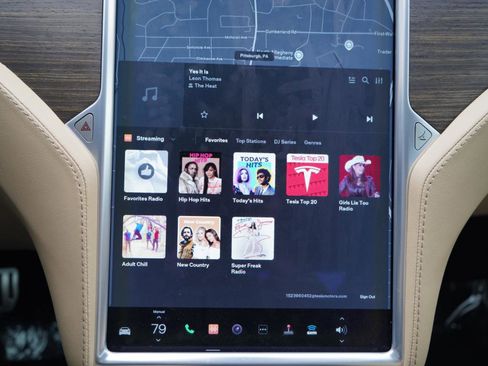 Used 2014 Tesla Model S P85D image 32