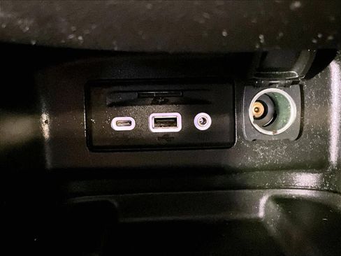 Used 2019 Chevrolet Equinox Premier image 27