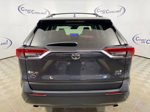 Used 2025 Toyota RAV4 XLE Premium w/ Weather Package image 5