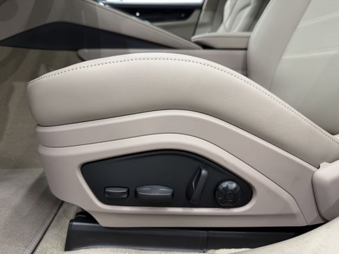 New 2026 Porsche Panamera 4 image 32