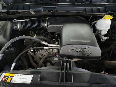 Used 2019 RAM 1500 Express w/ Wheel & Sound Group AWD/4WD image 30