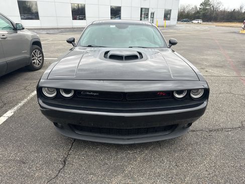Used 2016 Dodge Challenger R/T Plus image 3