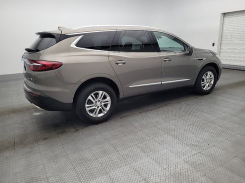 Used 2019 Buick Enclave Essence image 10