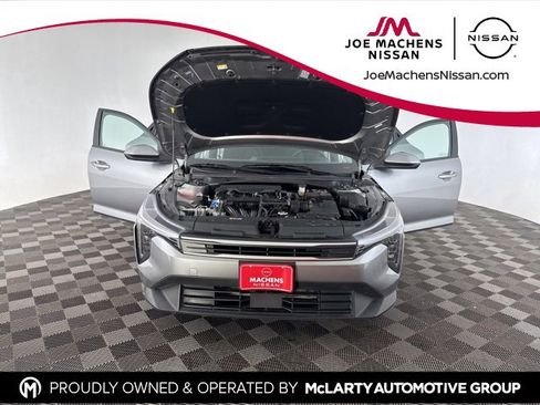 Used 2025 Kia K4 LXS image 10