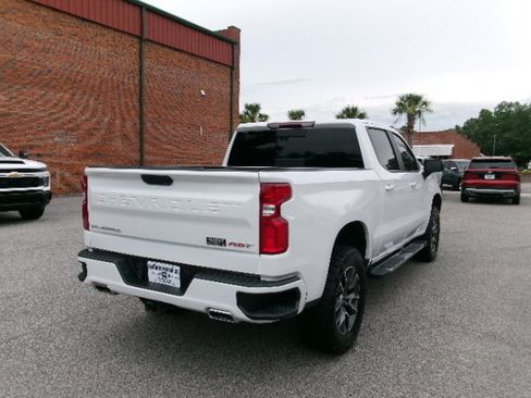 Used 2024 Chevrolet Silverado 1500 RST AWD/4WD image 3