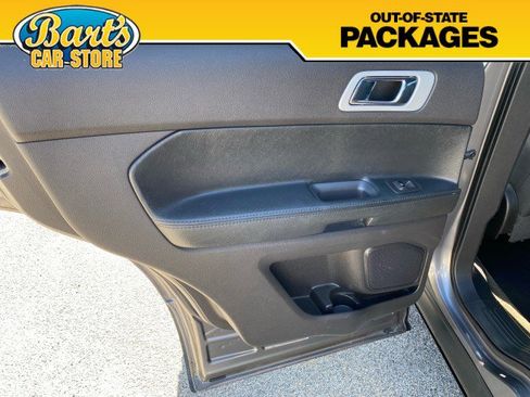Used 2014 Ford Explorer XLT FWD image 19