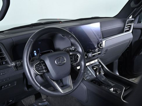 Used 2024 Lexus GX 550 AWD/4WD image 10