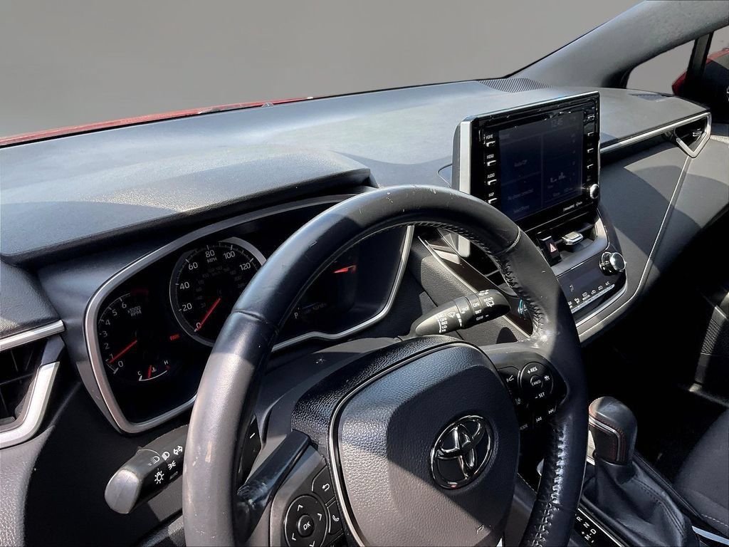 Used 2021 Toyota Corolla SE w/ Special Edition FWD image 12