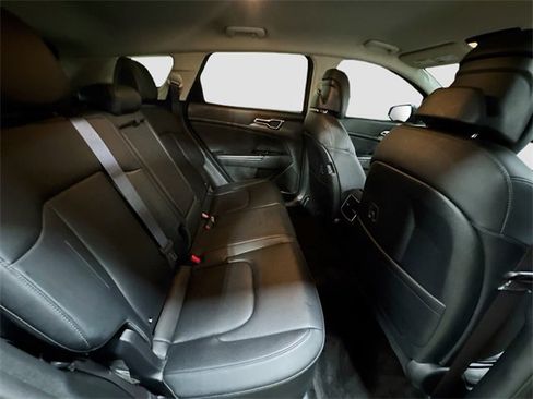 Used 2023 Kia Sportage EX image 30