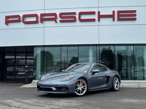 Used 2025 Porsche 718 Cayman S RWD image 1