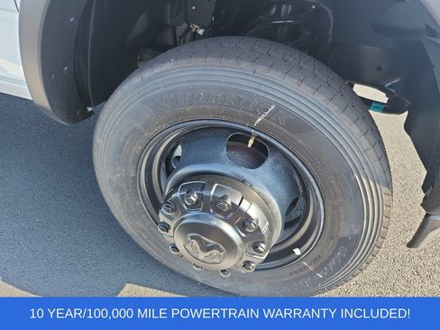 New 2026 RAM 5500 Tradesman AWD/4WD image 22