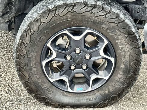 Used 2023 Jeep Wrangler Unlimited Rubicon 4xe w/ Safety Group AWD/4WD image 10