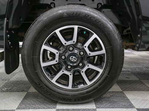Used 2016 Toyota Tundra SR5 image 17