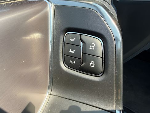 Certified 2026 Ford F350 Platinum AWD/4WD image 29