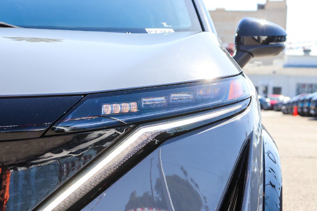 Certified 2023 Nissan Ariya AWD/4WD image 4