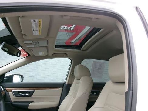 Used 2017 Honda CR-V Touring image 23