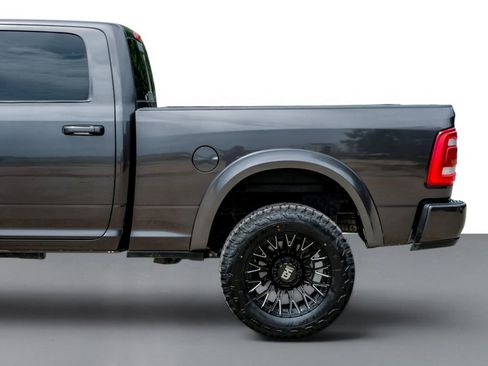 Used 2024 RAM 2500 Laramie AWD/4WD image 12