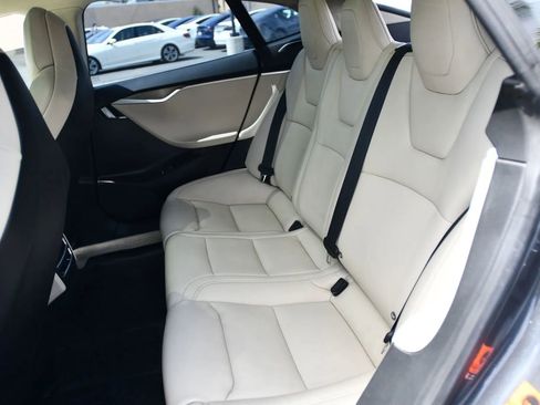 Used 2018 Tesla Model S 75D AWD/4WD image 10