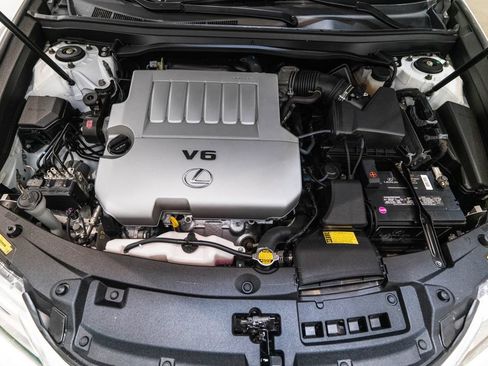 Used 2014 Lexus ES 350 w/ Luxury Package FWD image 36